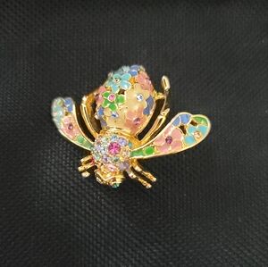 Joan Rivers iconic Four Seasons of Bees Spring Pin